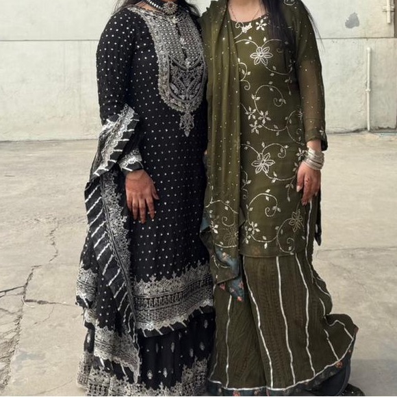 Asim jofa luxury party wear - Picture 3 of 3